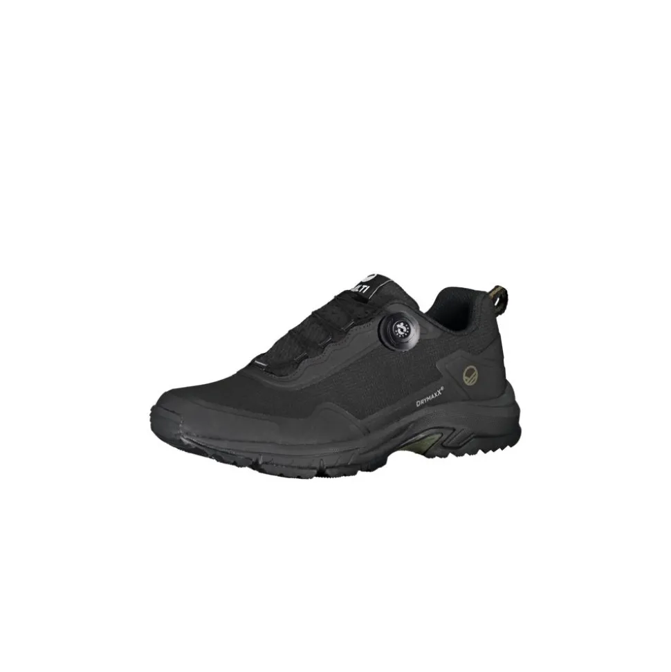 Fara Low