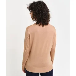 Fine Knit Crew Neck Dam