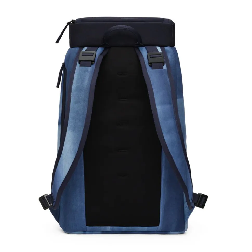 Hugger Backpack 25L