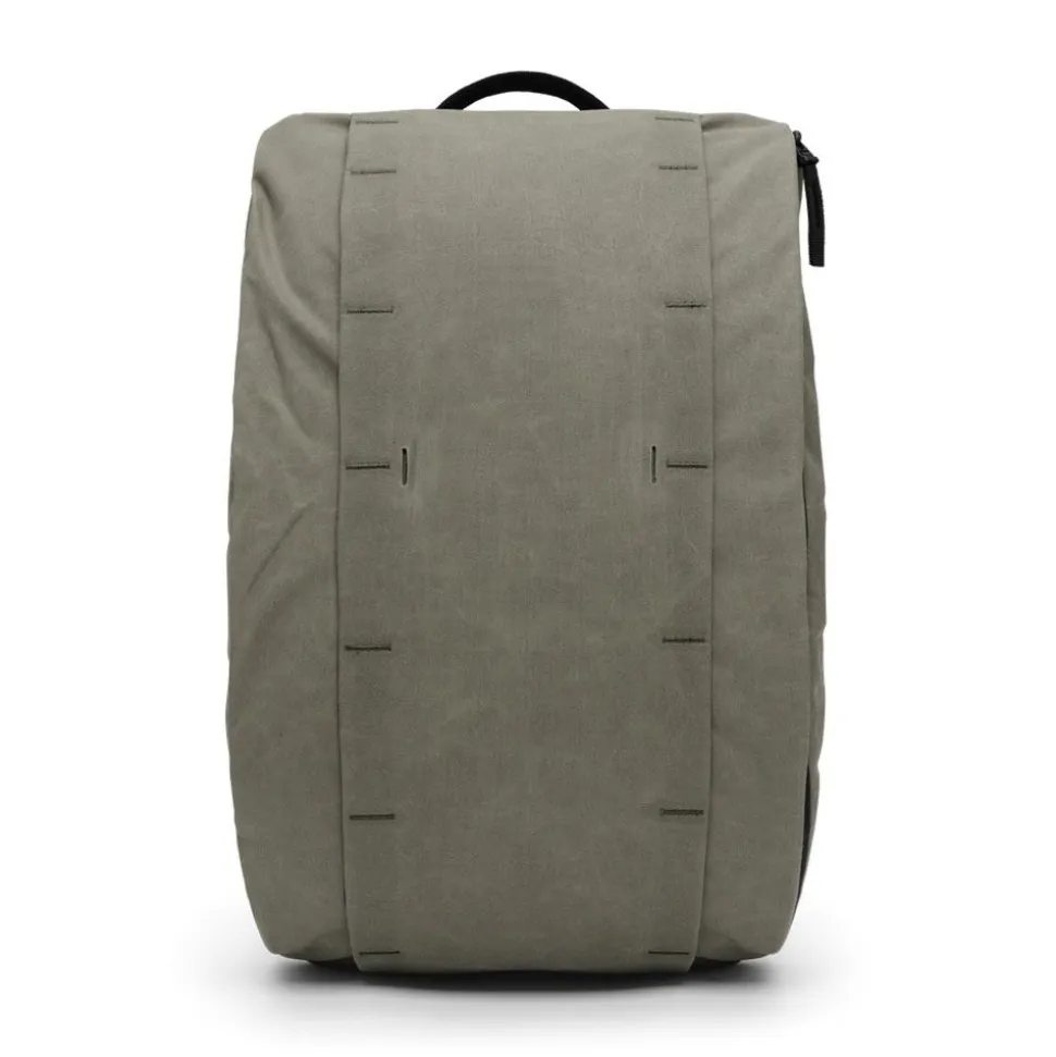 Hugger Base Backpack 15 L