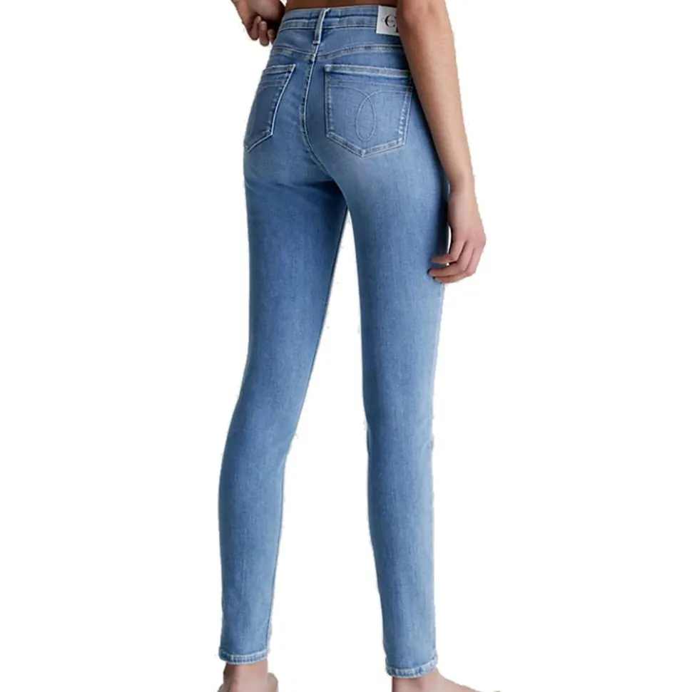Mid Rise Skinny Dam