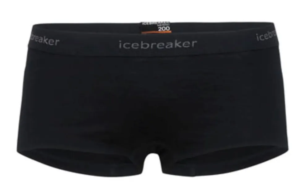 Oasis Shorts Dam