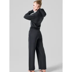 Peachy Straight Leg Jogger Dam