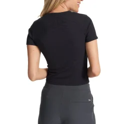 Pose Fitted Tee Dam