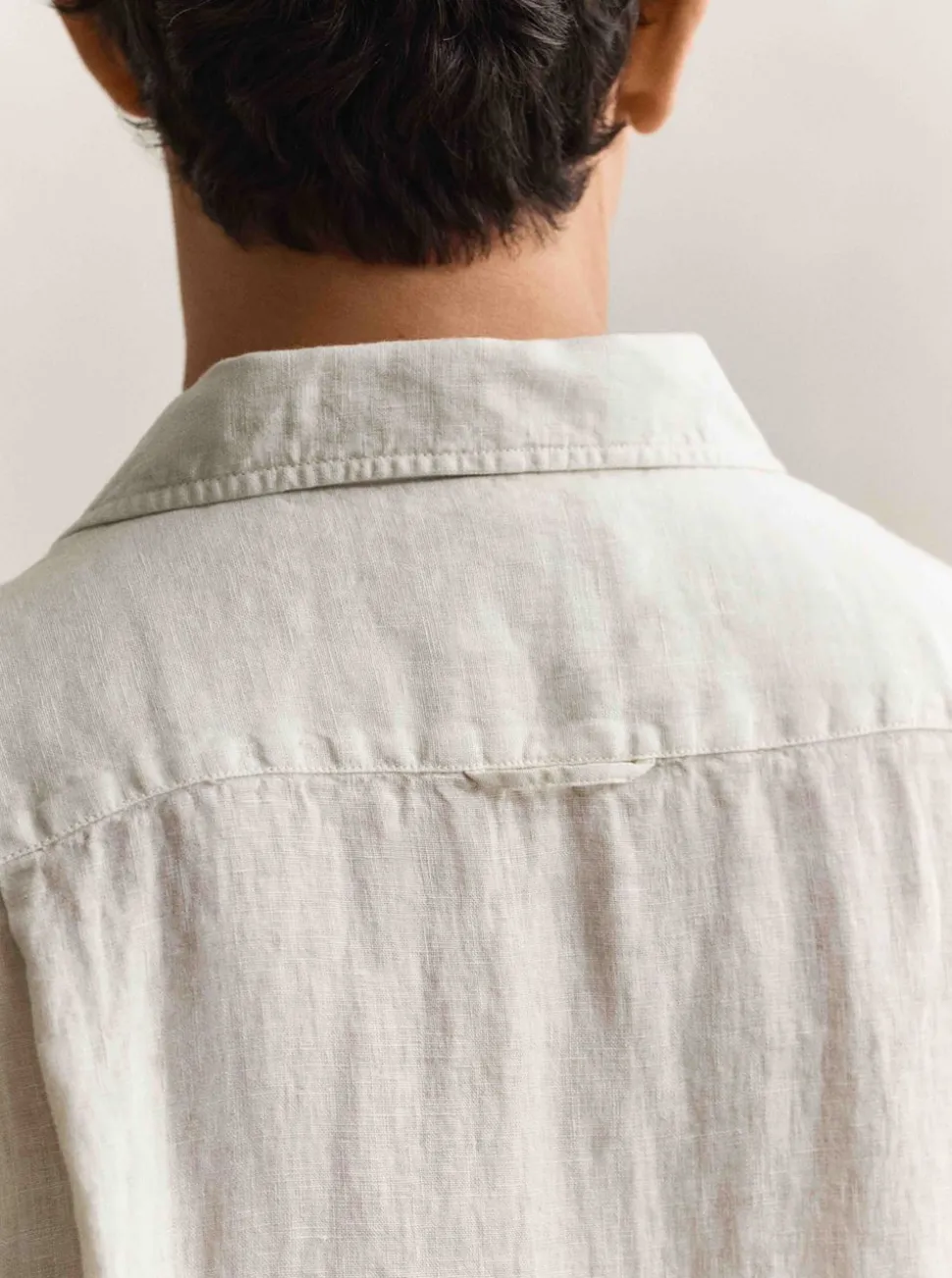 REGULAR GARMENT DYED LINEN SS CAMP SHIRT HERR