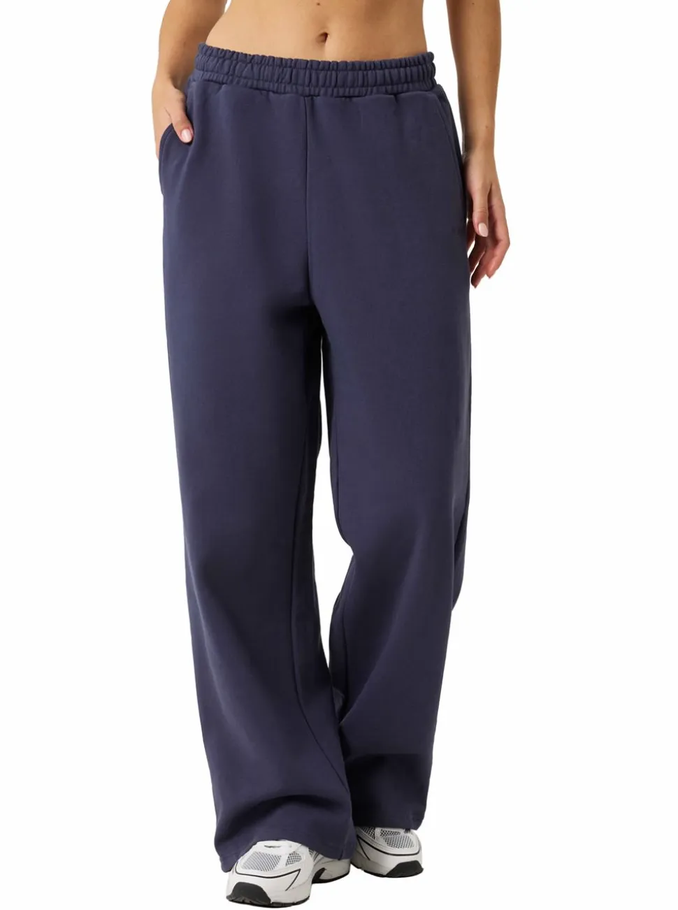 STUDIO OVERSIZED STRAIGHT SWEATPANTS DAM